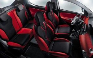 Lancia Ypsilon Black&Red