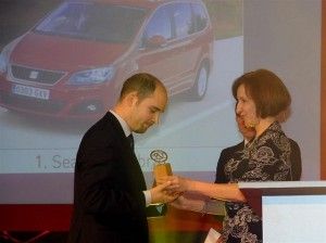 SEAT Alhambra - Auto Rodzinne - Kobiece Auto Roku 2011