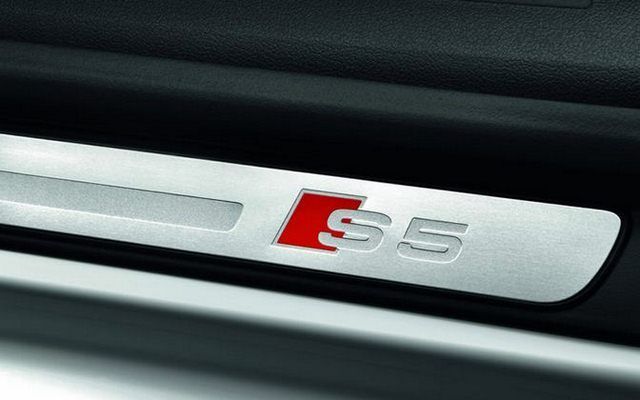 Audi S5 wnętrze
