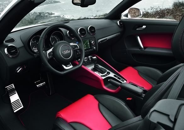 Audi TTS - wnętrze