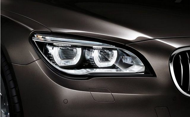 BMW serii 7 - reflektory