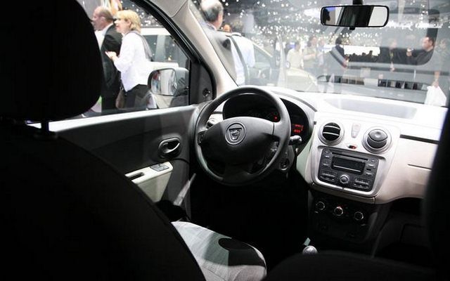 Dacia Logdy - wnętrze