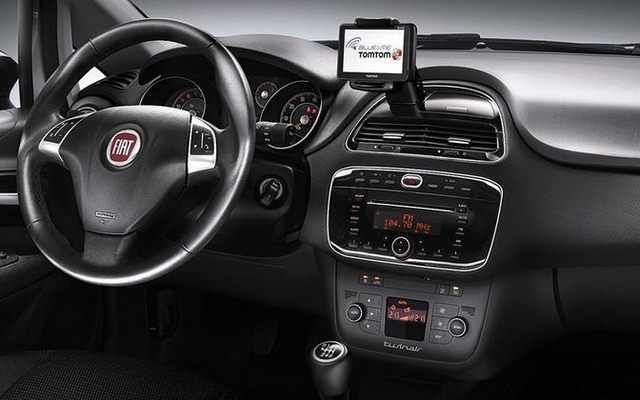 Fiat Punto 2012 - wnętrze