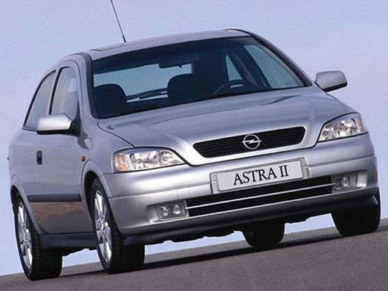 Opel astra II