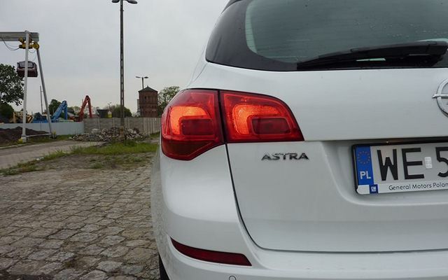 Opel Astra Grand Tourer 1.4 Turbo 140 KM