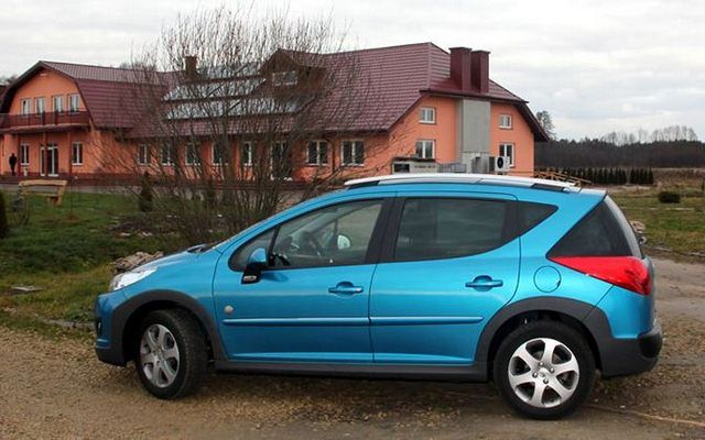 Peugeot 207 SW Outdoor 1.6 HDi 112 KM