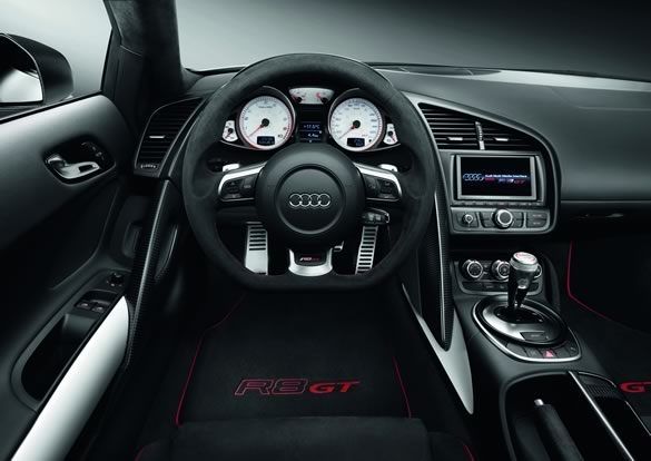 Audi R8 GT - wnętrze