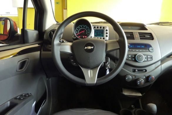 Chevrolet Spark - wnętrze