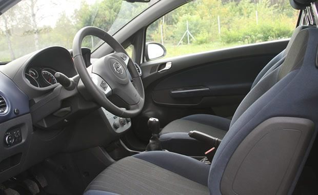 Opel Corsa ecoFlex - wnętrze