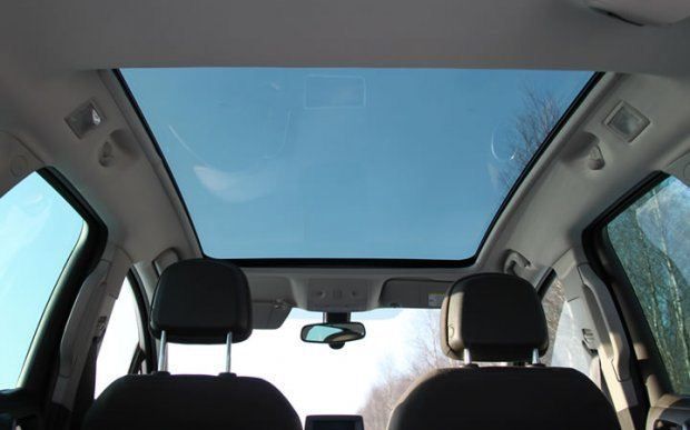 Opel Meriva - okno dachowe