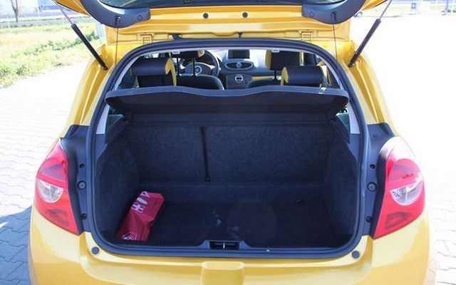 Renault Clio RS - bagażnik