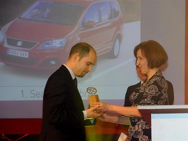 SEAT Alhambra - Auto Rodzinne - Kobiece Auto Roku 2011