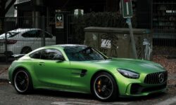 Ile kosztuje AMG GTR Pro?