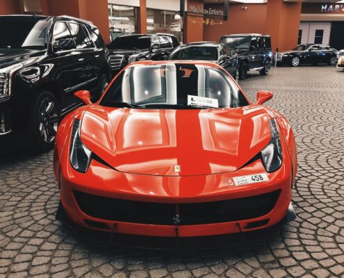 Ile się sprzedaje Ferrari w Polsce?